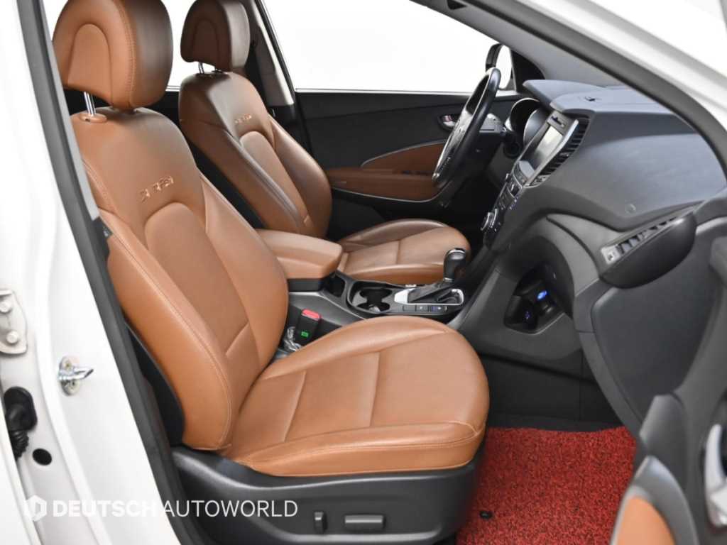 2016 Hyundai Santa Fe The Blanco - Miniatura 10