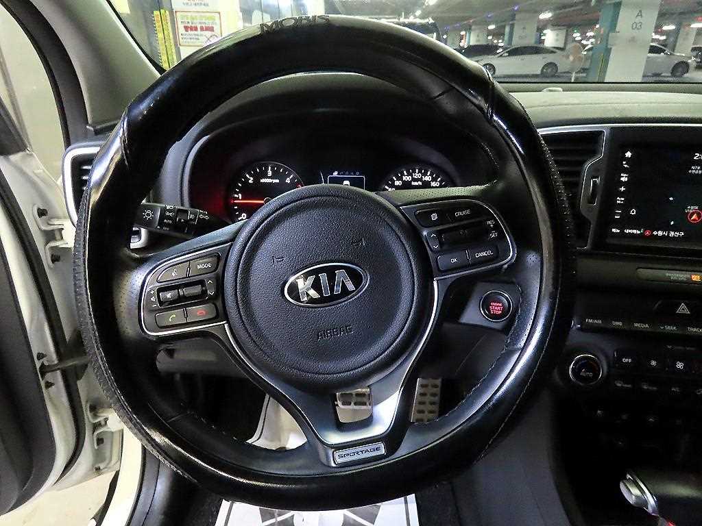 2017 Kia Sportage Diesel - Miniatura 8