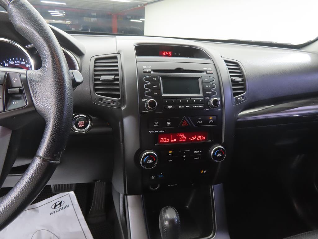 2011 Kia Sorento R Gris - Miniatura 10