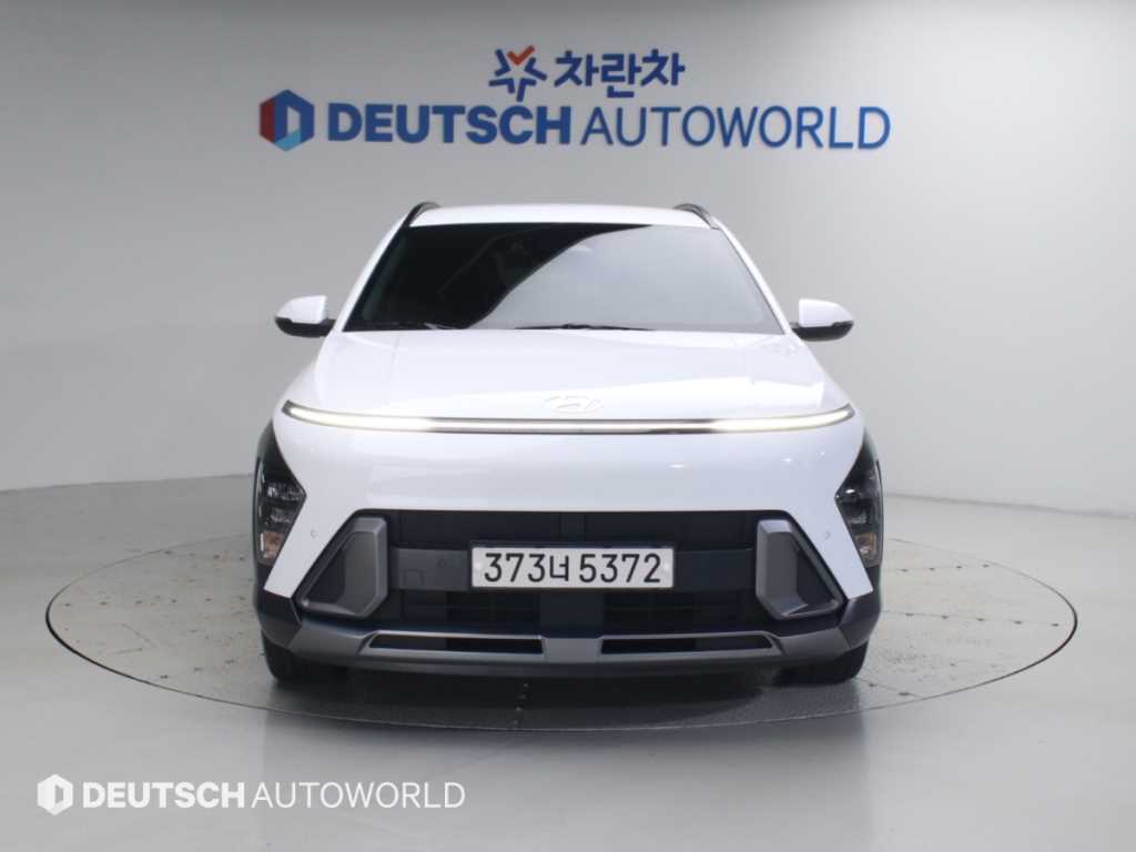 2023 Hyundai Kona Hybrid - Miniatura 3