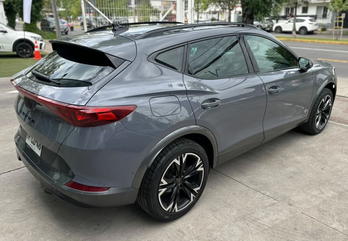 2024 Cupra Formentor 2.0 Gris - Miniatura 6