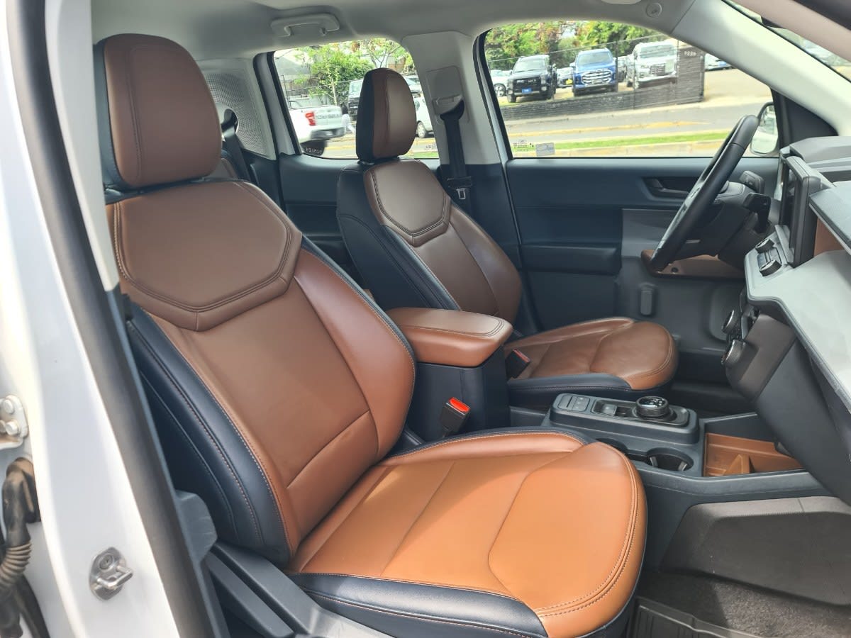 2024 Ford Maverick 2.5 Blanco - Miniatura 9