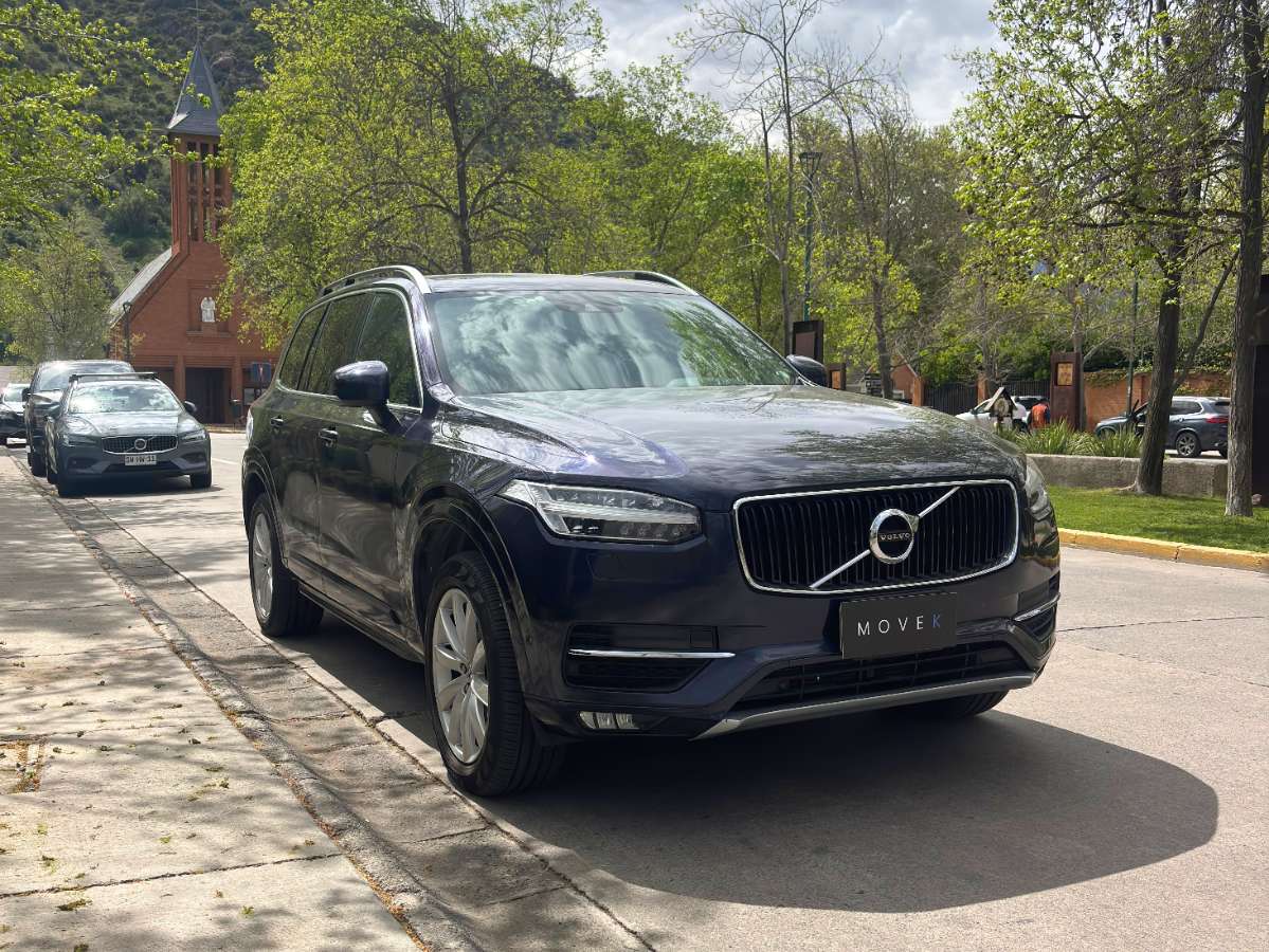 2017 Volvo XC90 T5 Azul - Miniatura 3