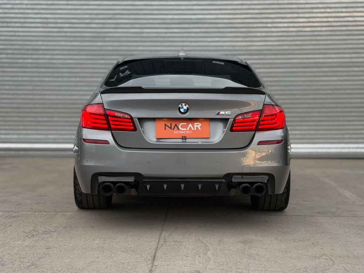 2014 BMW M5 Gris - Miniatura 6