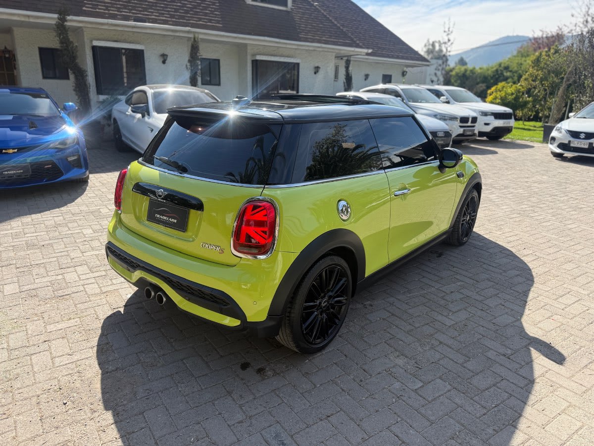 2023 MINI Cooper S Amarillo - Miniatura 5