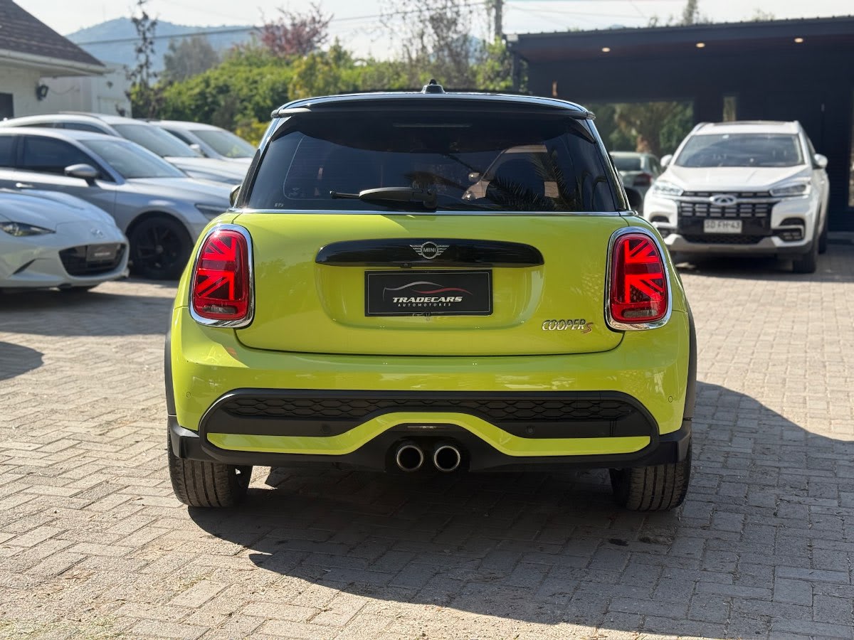 2023 MINI Cooper S Amarillo - Miniatura 6