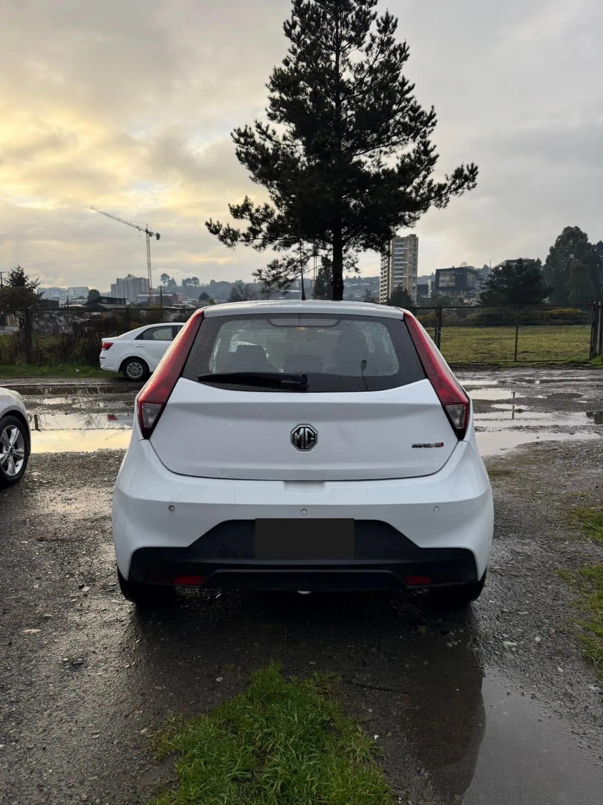 2022 MG 3 3 Blanco - Miniatura 5