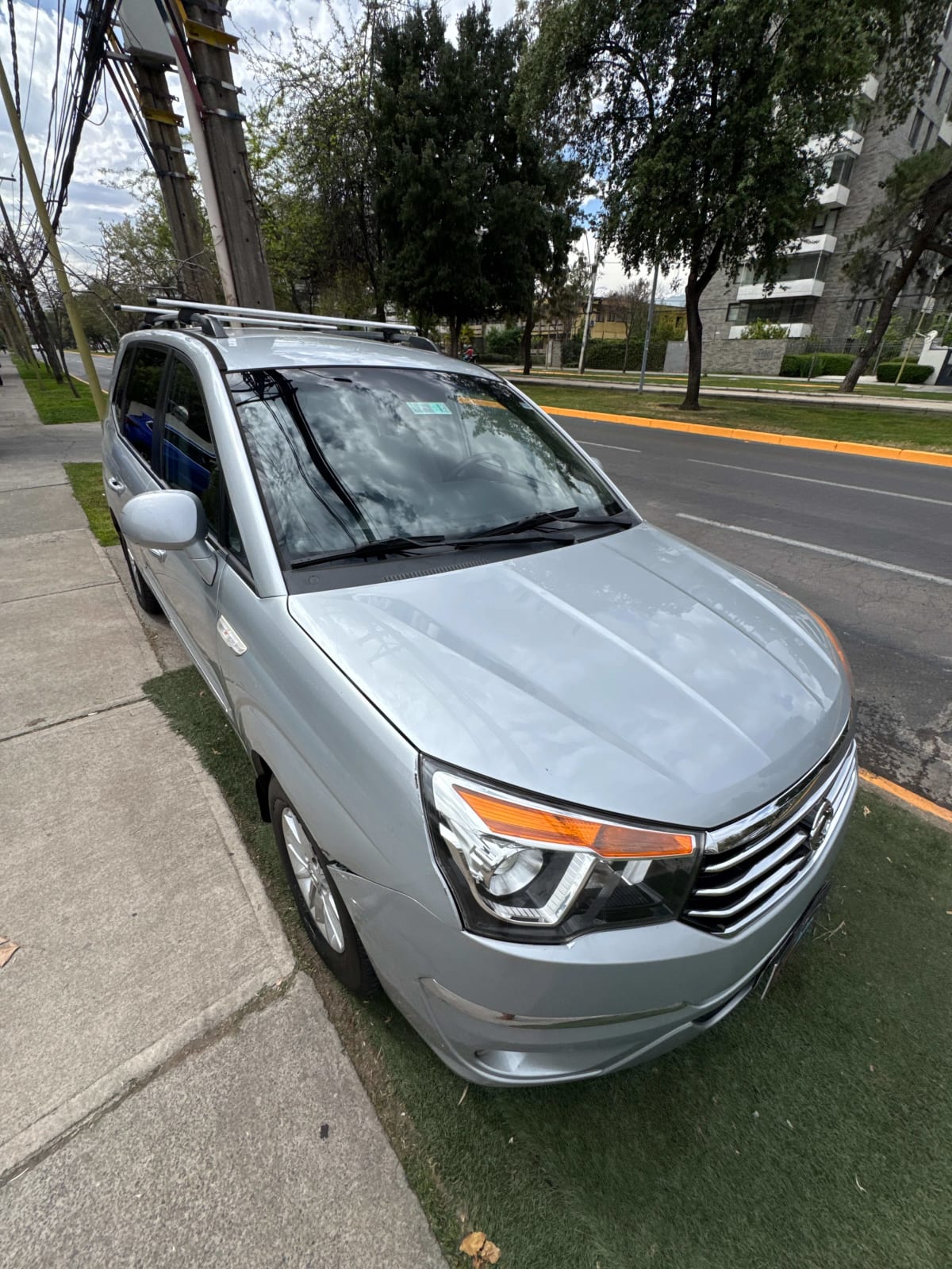 2018 SsangYong Stavic 2.0 Diésel - Miniatura 2