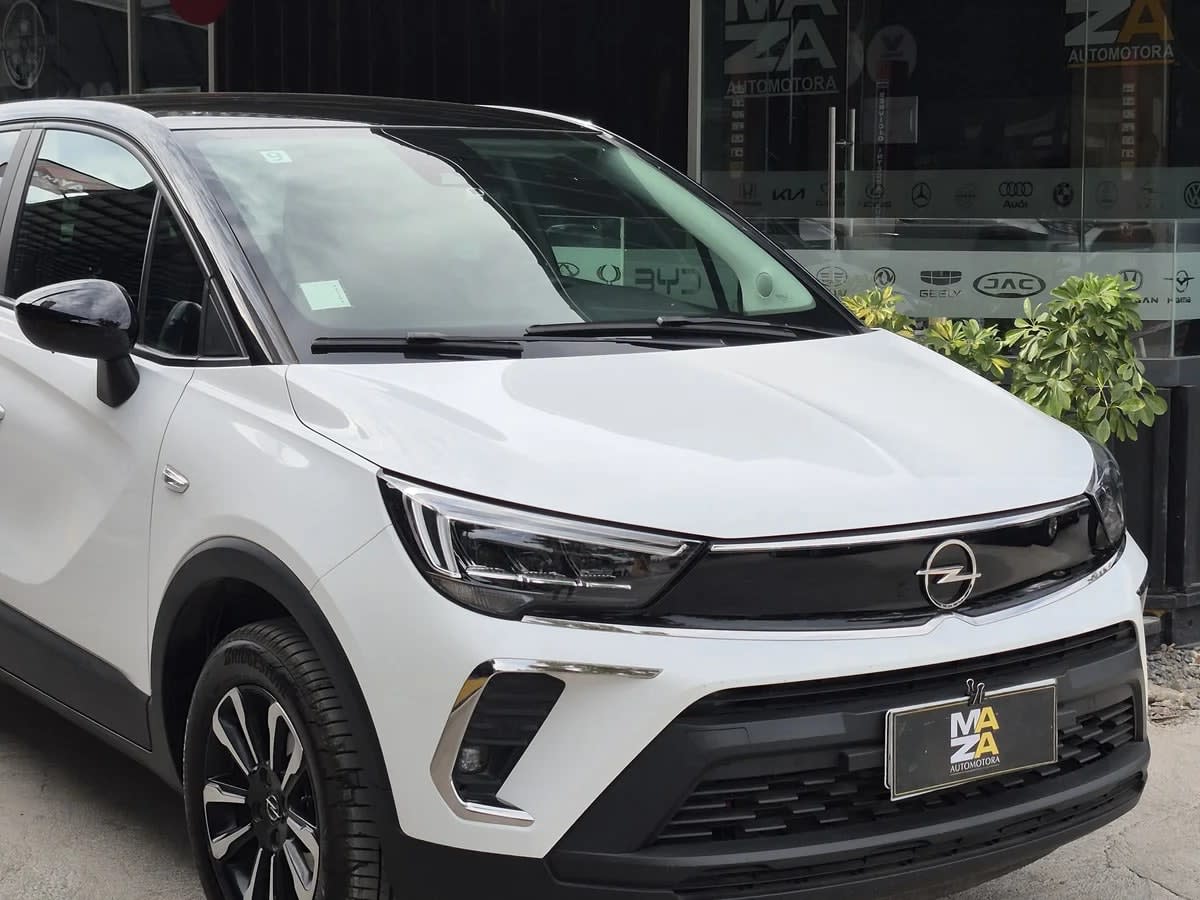 2024 Opel Grandland 1.2T Blanco - Miniatura 3