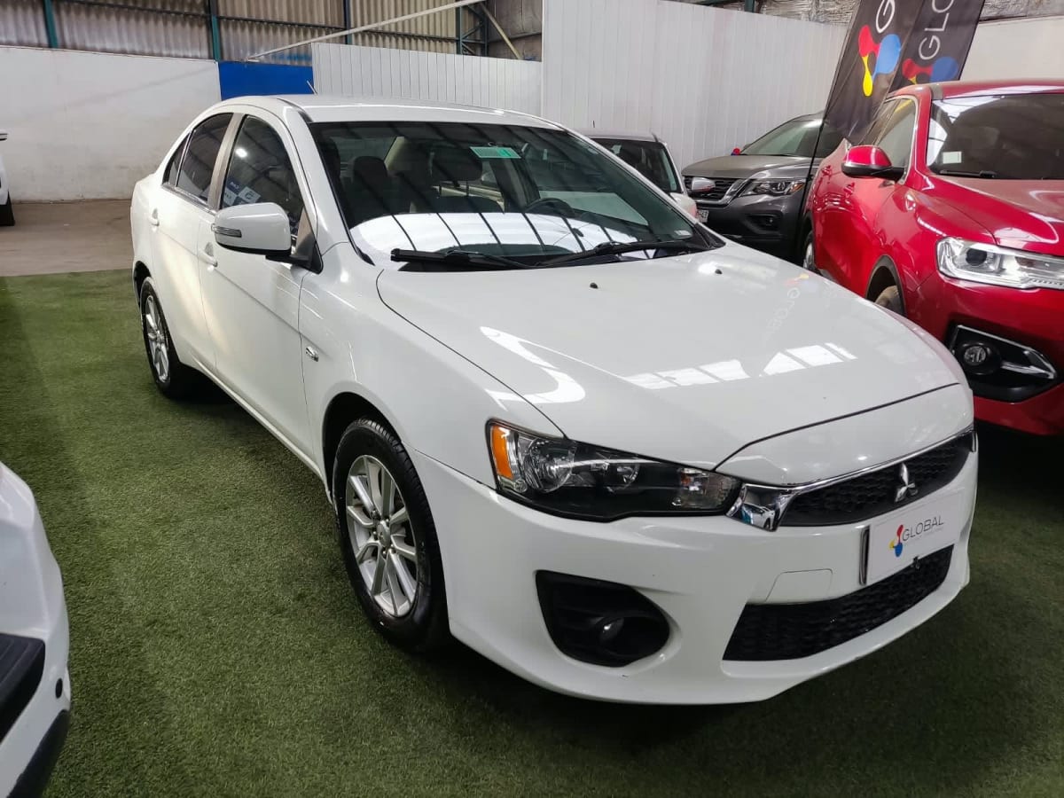 2018 Mitsubishi Lancer RT 1.8 Blanco - Miniatura 7
