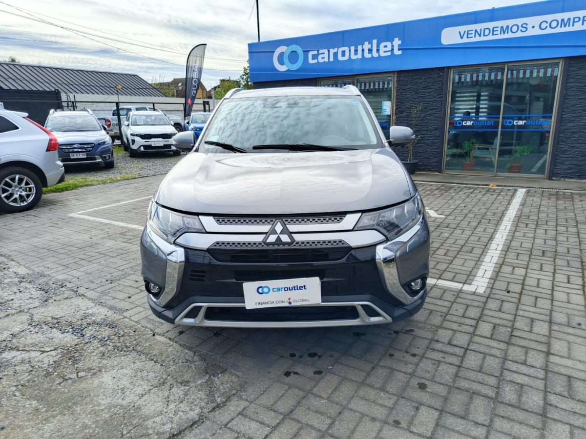 2022 Mitsubishi Outlander GLS 4x4 Gris - Miniatura 6