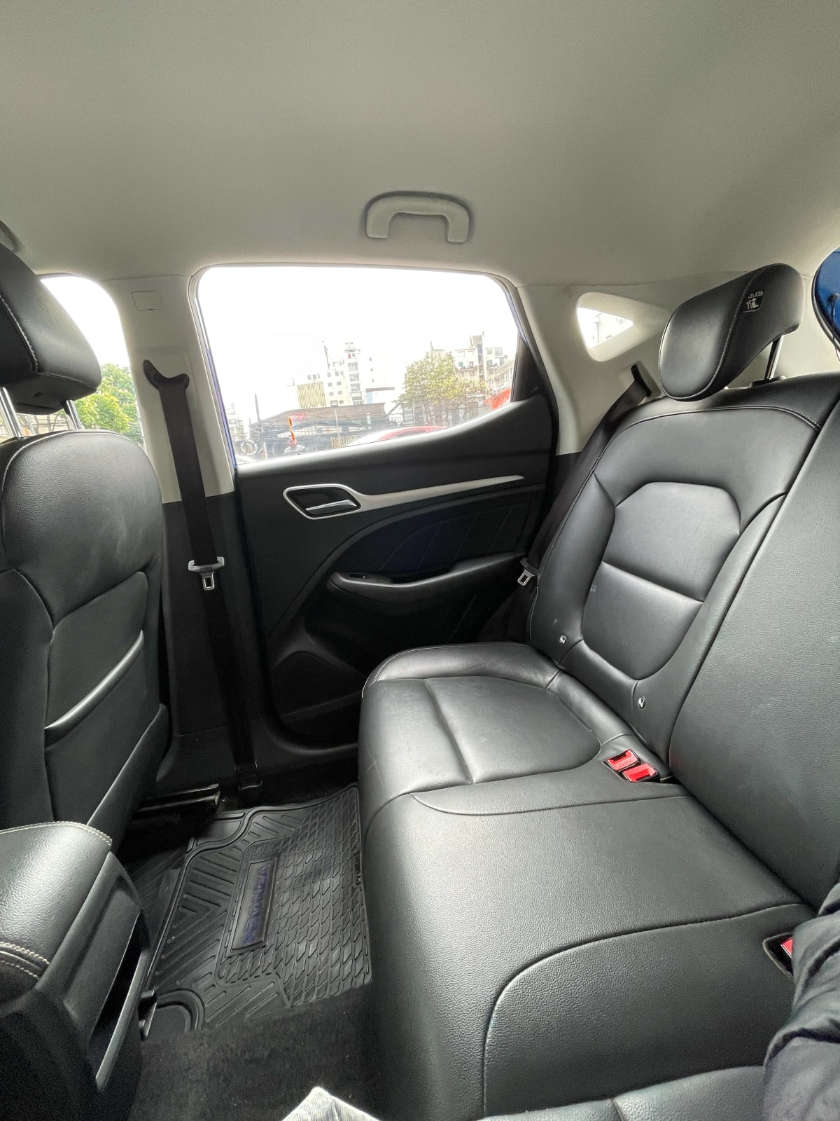 2021 MG ZS 1.5 - Miniatura 7