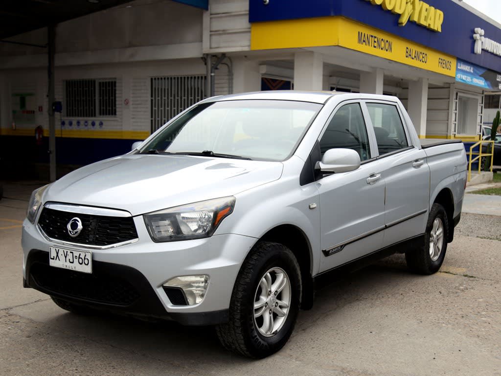 2020 SsangYong Actyon Sports 2.2 - Imagen 1