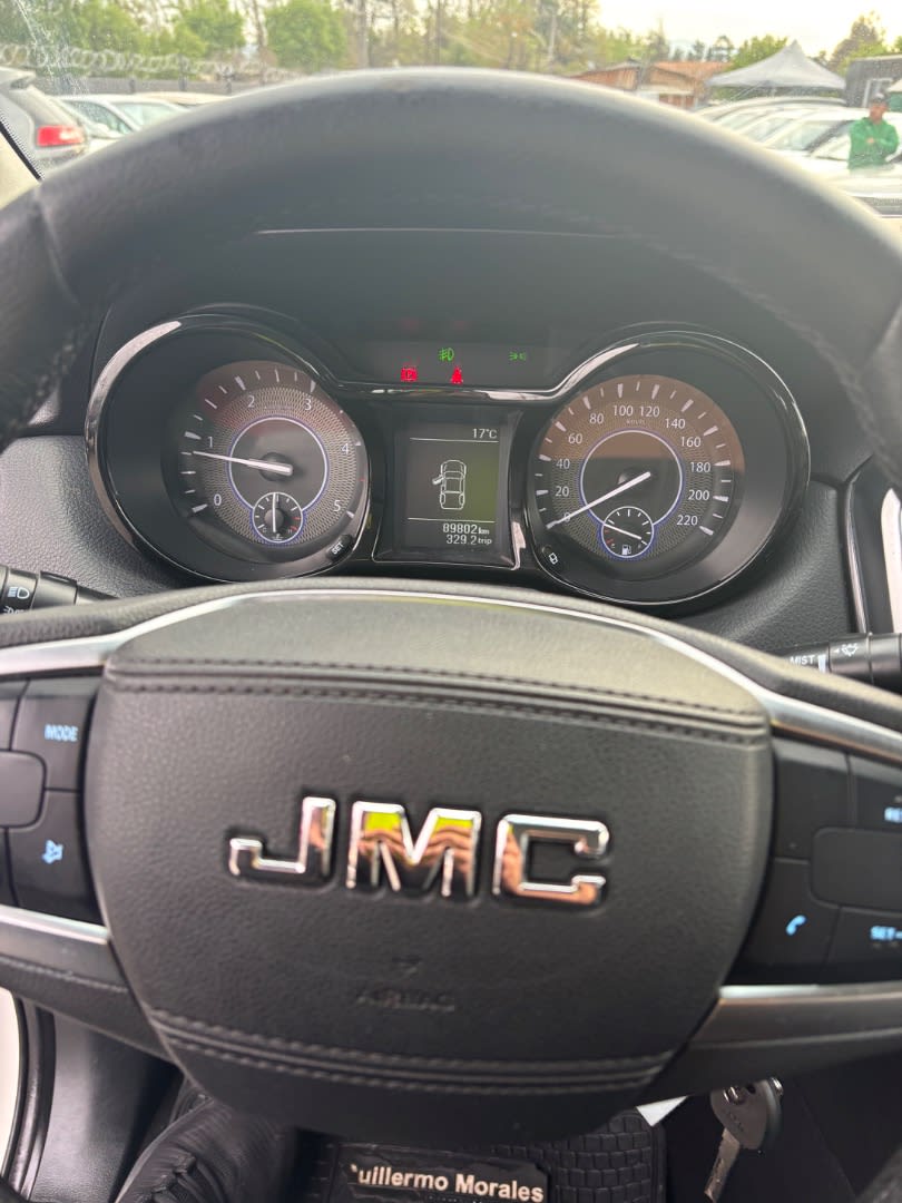 2022 JMC Vigus Plus Blanco - Miniatura 5