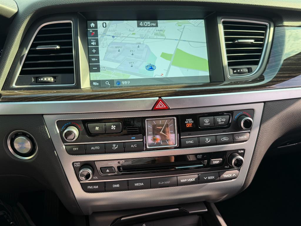 2017 Genesis G80 3.3 Negro - Miniatura 10