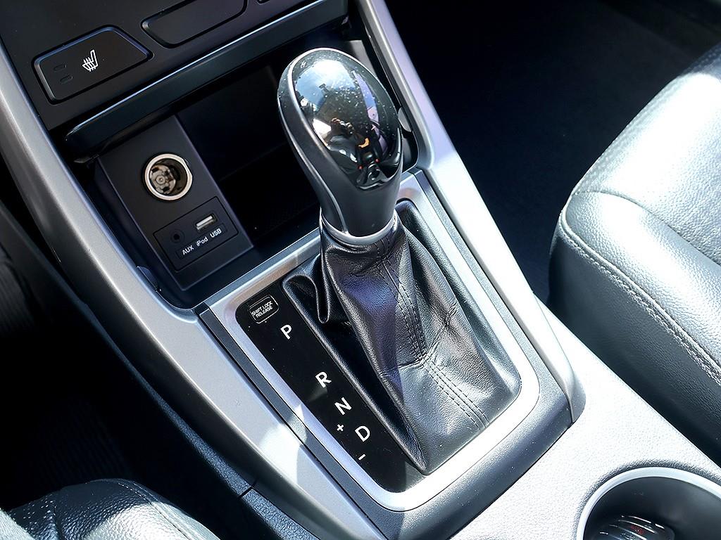 2015 Hyundai Avante 1.6 Blanco - Miniatura 7