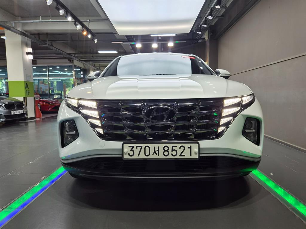 2021 Hyundai Tucson (NX4) Blanco - Miniatura 2