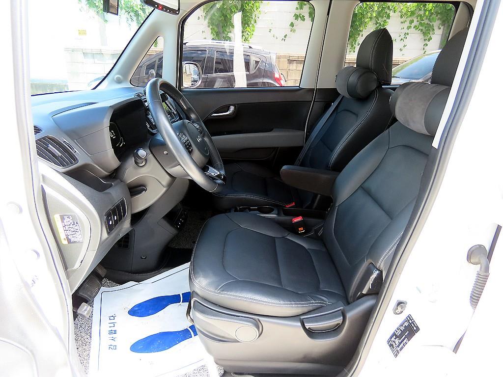 2023 KIA Ray Ref 422715 Gasoline Blanco - Miniatura 5