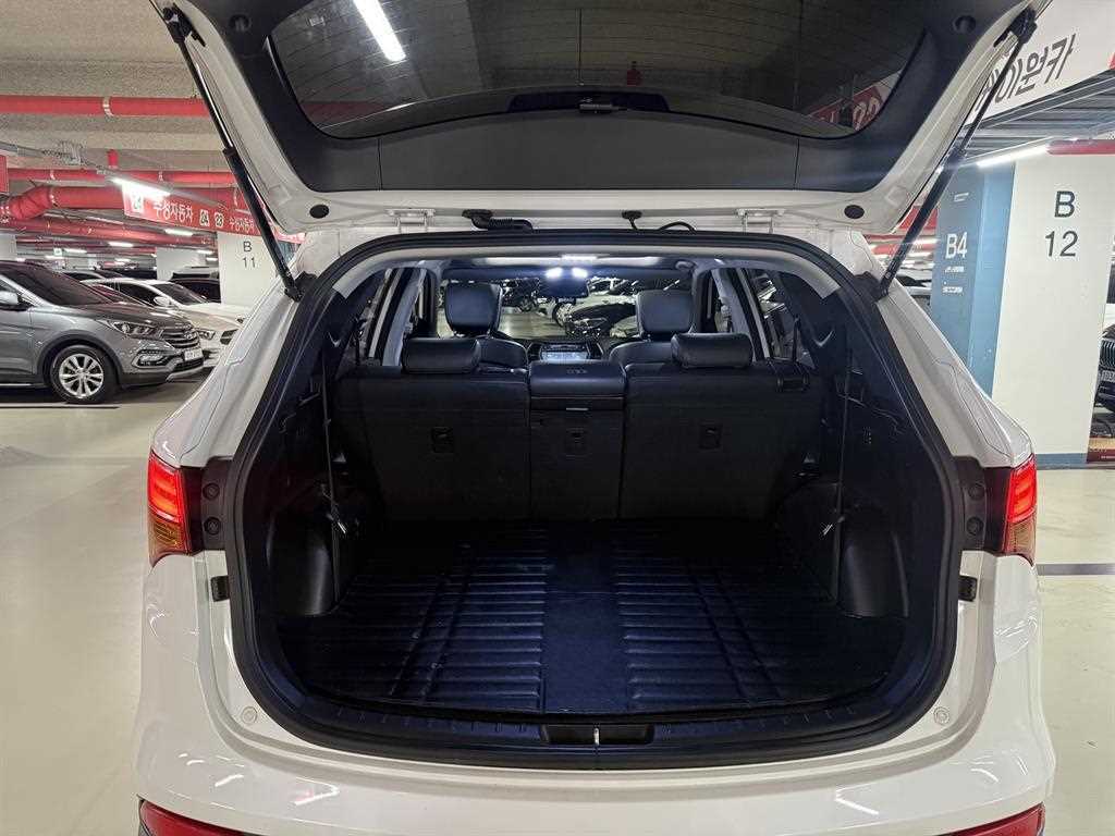 2015 Hyundai Santa Fe DM Blanco - Miniatura 6