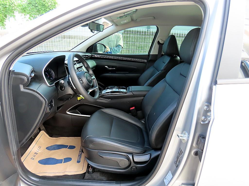2022 Hyundai Tucson (NX4) Gris - Miniatura 5