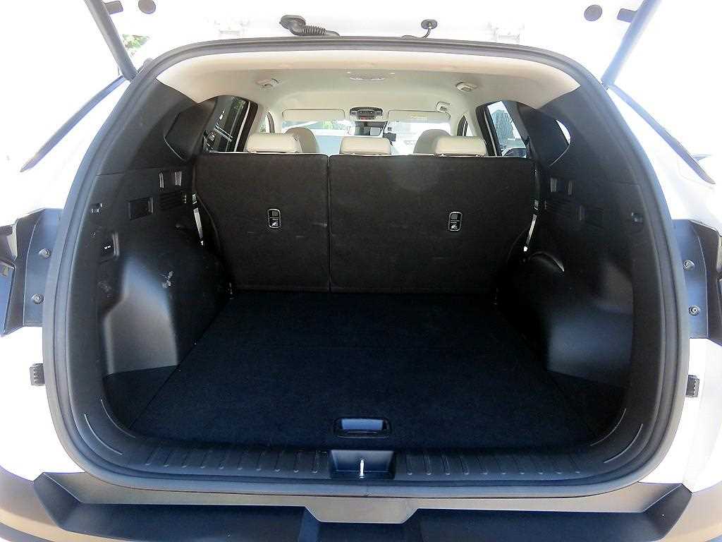 2025 Hyundai Tucson (NX4) Blanco - Miniatura 5