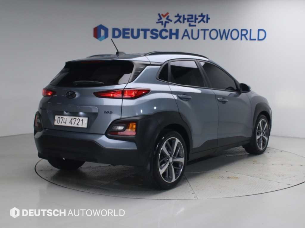 2018 Hyundai Kona Diesel Gris - Miniatura 2