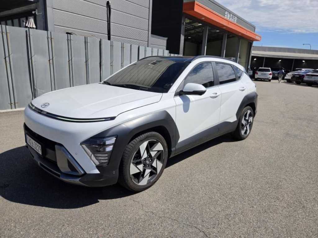 2025 Hyundai Kona New Blanco - Miniatura 2