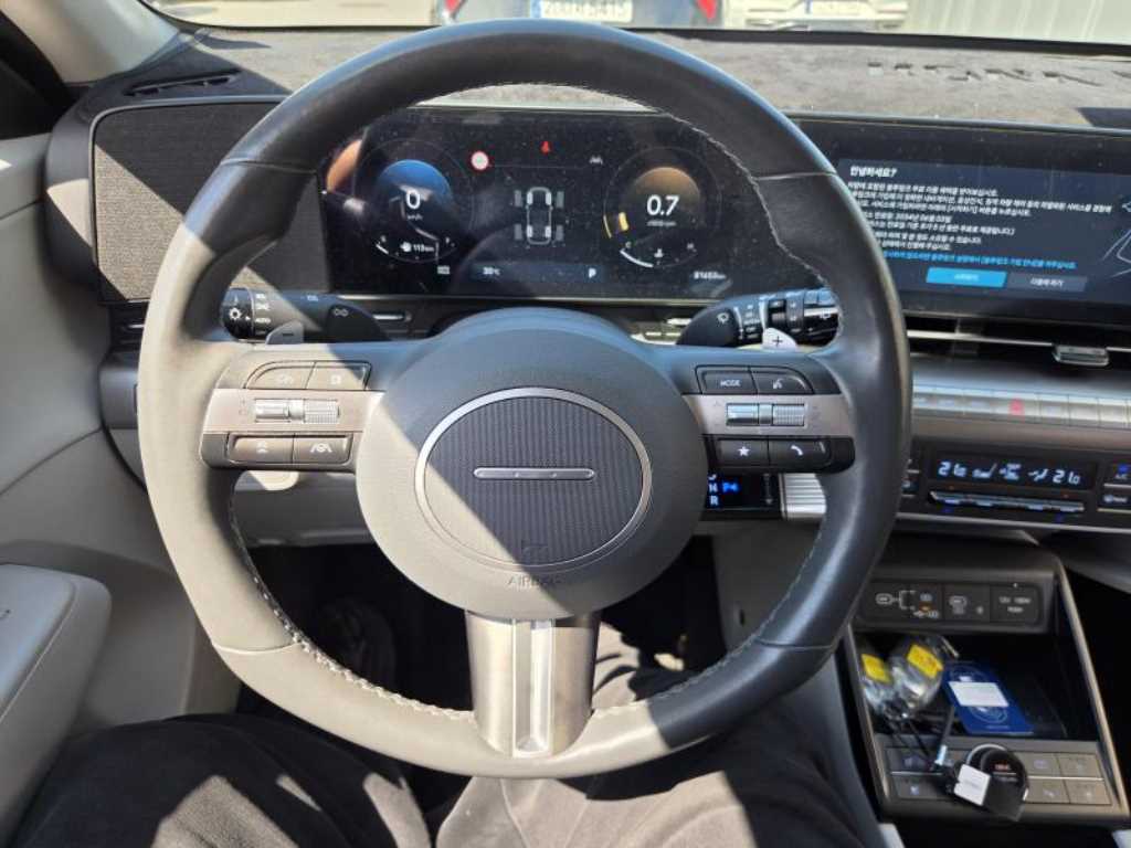 2025 Hyundai Kona New Blanco - Miniatura 5