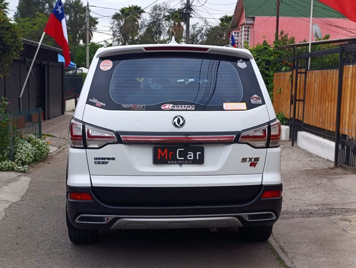 2020 Dongfeng Joyear Sx6 luxury Blanco - Miniatura 5