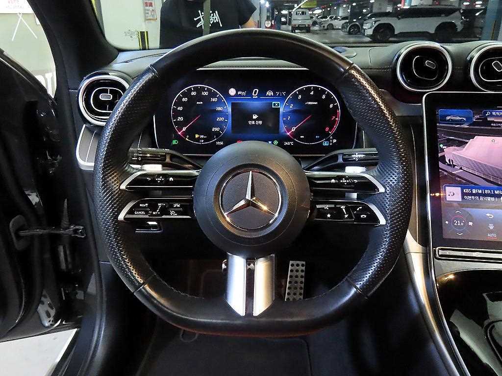 2024 Mercedes-Benz GLC Mercedes Benz Class Ref 422731 - Miniatura 8