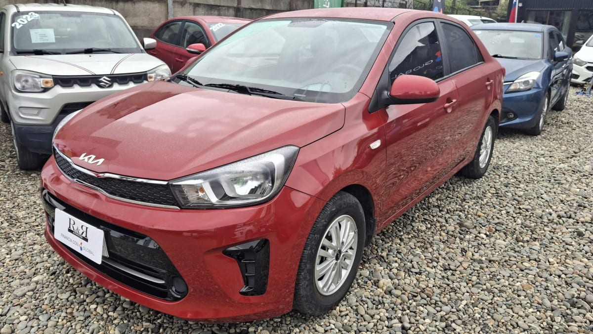 2024 Kia SOLUTO Rojo - Imagen 1