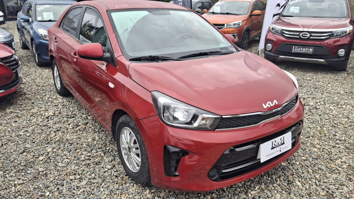 2024 Kia SOLUTO Rojo - Miniatura 3