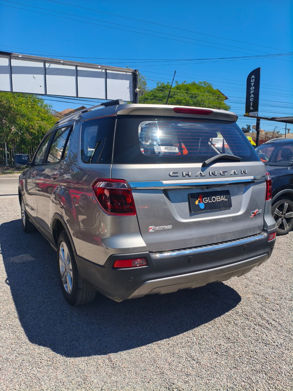 2022 Changan CX70 1.5 Gris - Miniatura 3