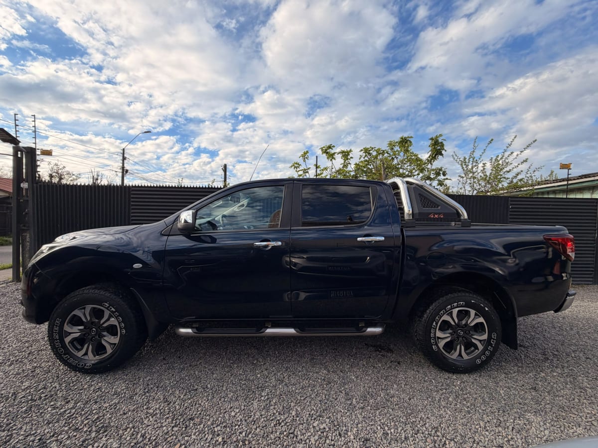 2017 MAZDA BT50 4×4 Azul - Miniatura 7