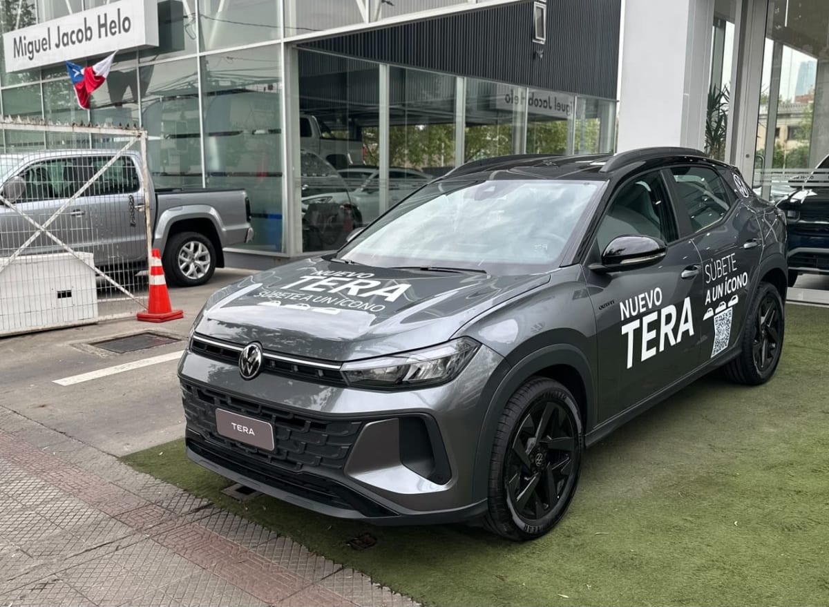 2027 Volkswagen Tera Outfit Gris - Miniatura 3