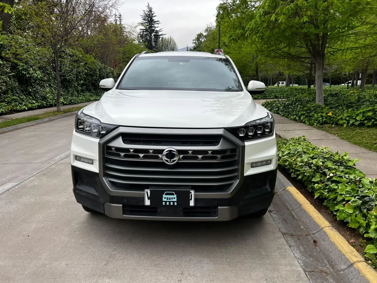 2025 SsangYong Musso 2.2 Blanco - Miniatura 3