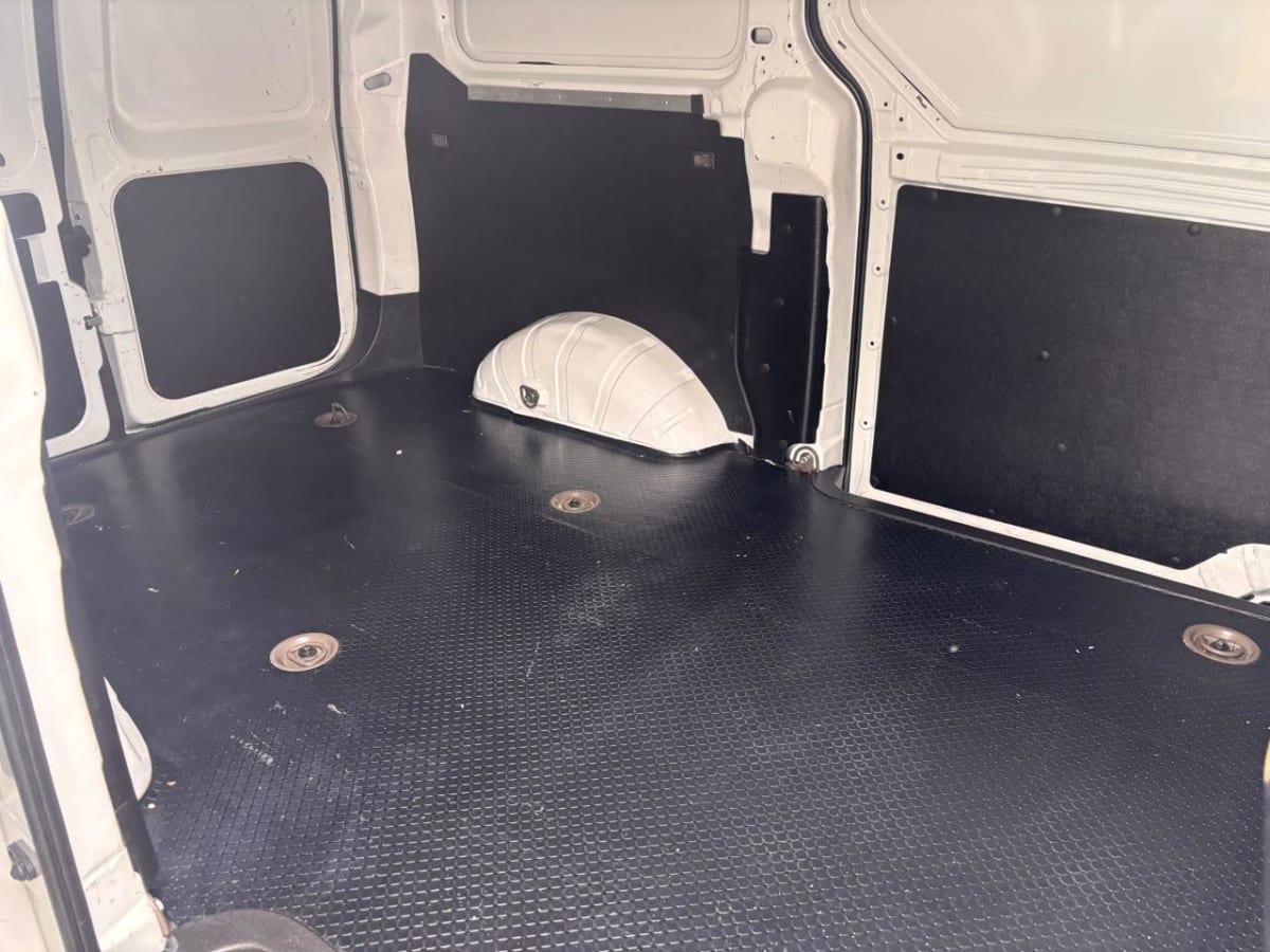 2025 Maxus G10 Blanco - Miniatura 9