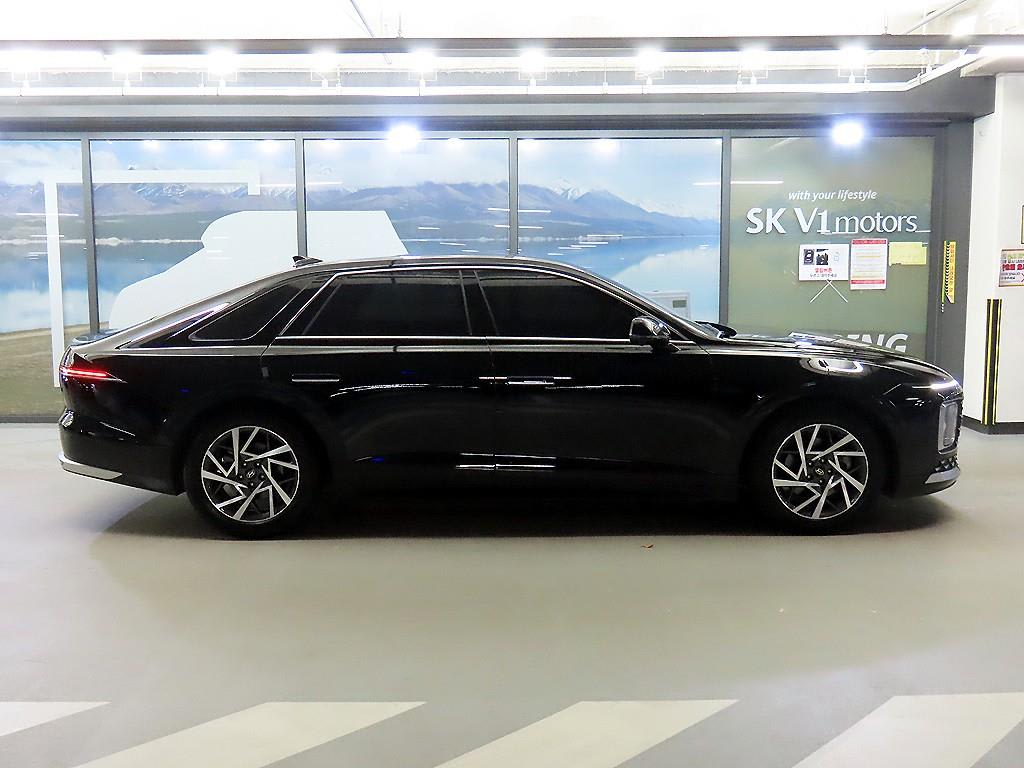 2023 Hyundai Grandeur (GN7) Negro - Miniatura 3