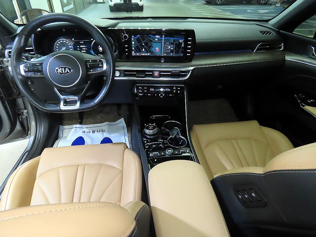2020 Kia K5 3rd Gris - Miniatura 10