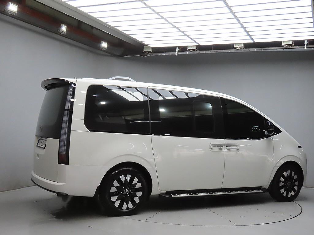 2025 Hyundai Staria Hybrid Blanco - Miniatura 4