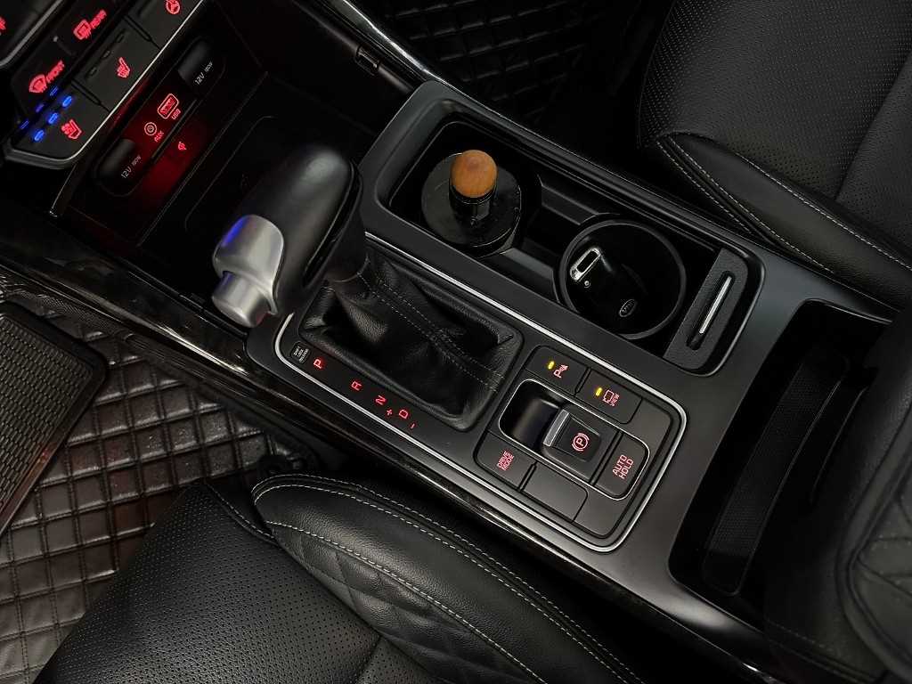 2020 Kia Sorento Gasoline - Miniatura 8