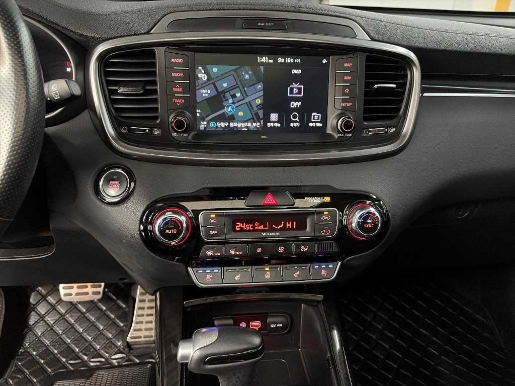 2020 Kia Sorento Gasoline - Miniatura 10