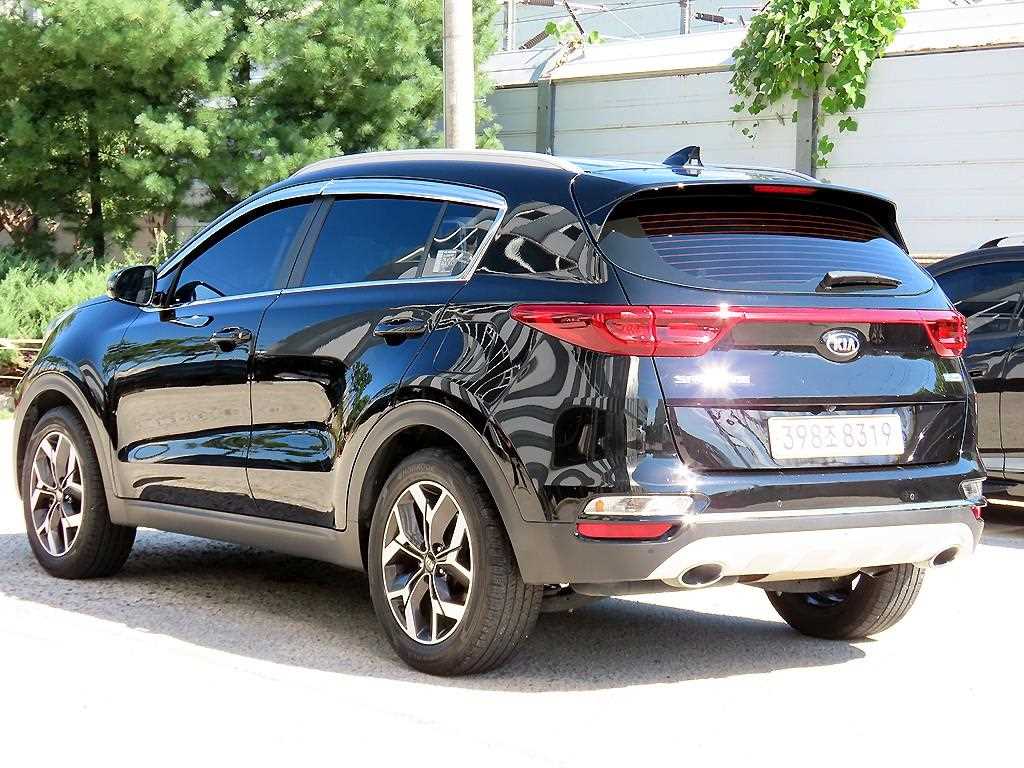 2019 Kia Sportage The Negro - Miniatura 3