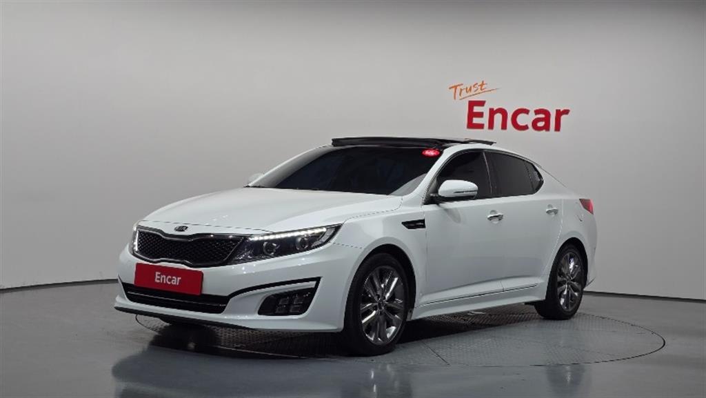 2015 Kia K5 2.0 Blanco - Imagen 1