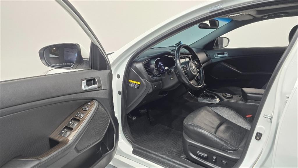 2015 Kia K5 2.0 Blanco - Miniatura 10