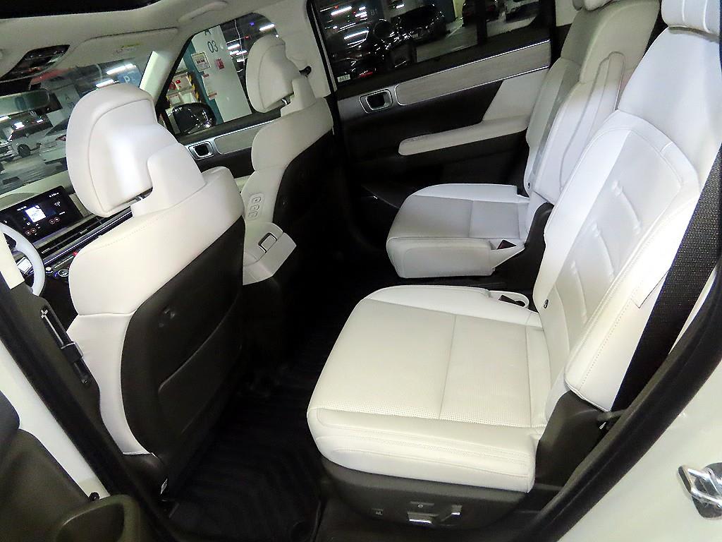 2024 Hyundai Santa Fe Hybrid - Miniatura 7