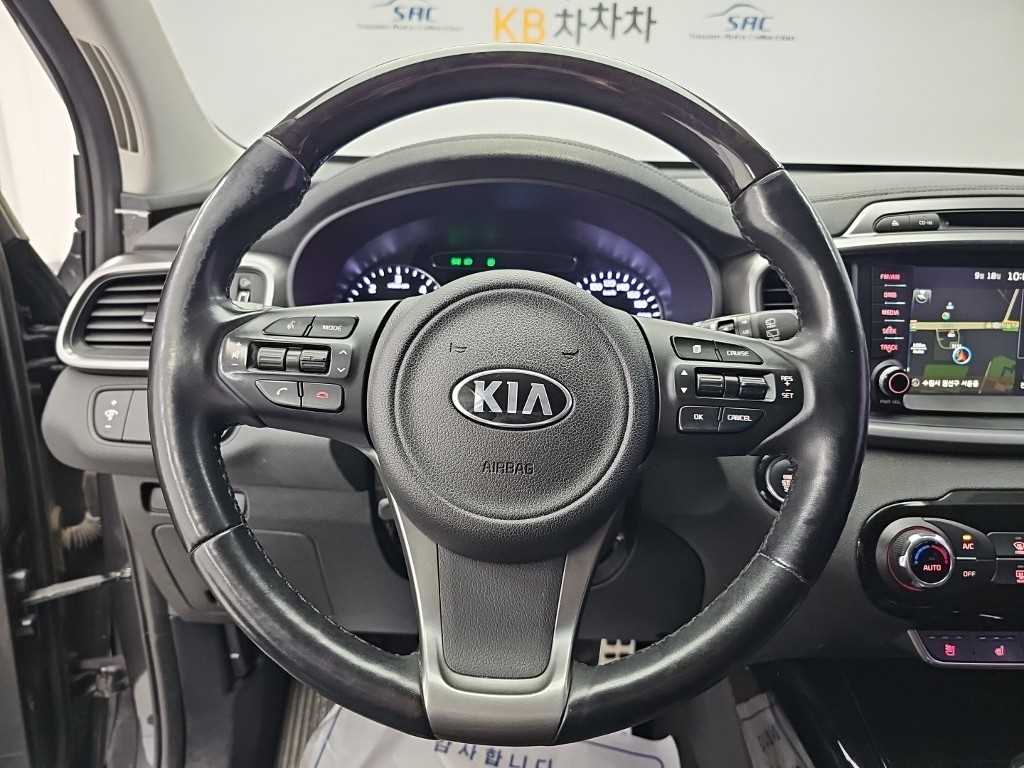 2017 Kia Sorento Diesel Gris - Miniatura 9