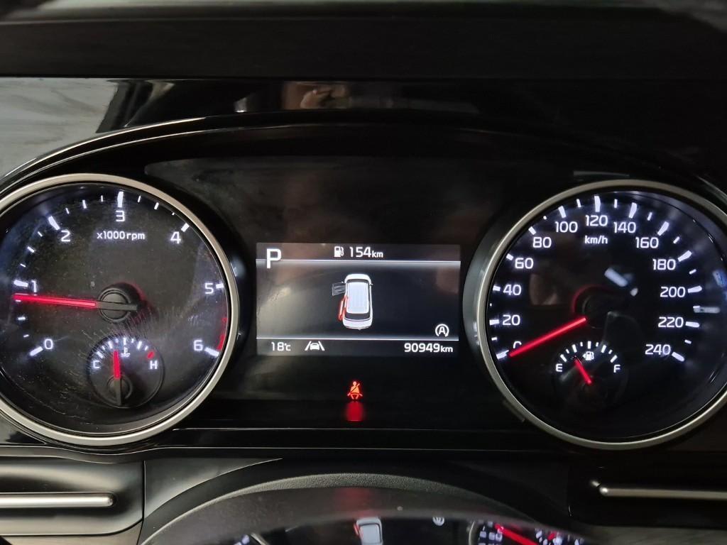 2023 Kia Carnival 4th Negro - Miniatura 6