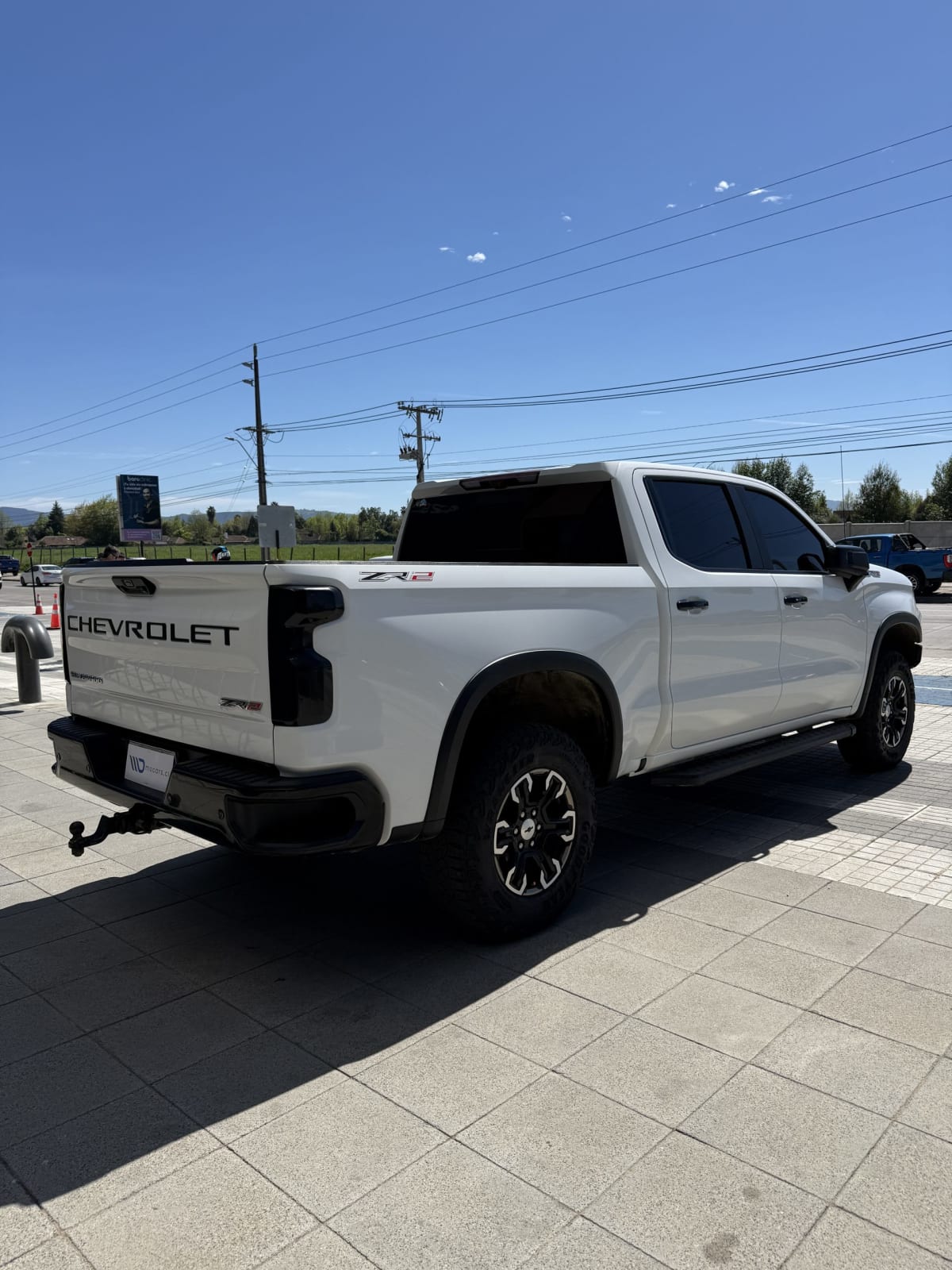 2023 Chevrolet Silverado ZR2 - Miniatura 5