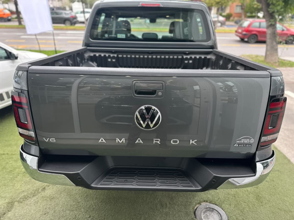 2027 Volkswagen Amarok V6 Gris - Miniatura 5